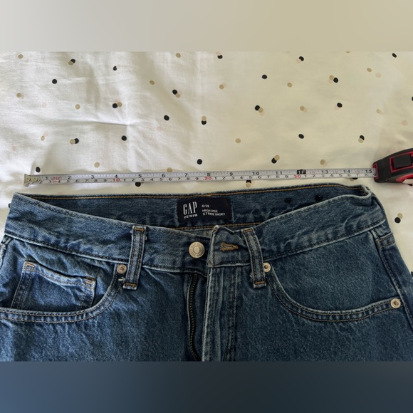 GAP shorts - Picture 5 of 5